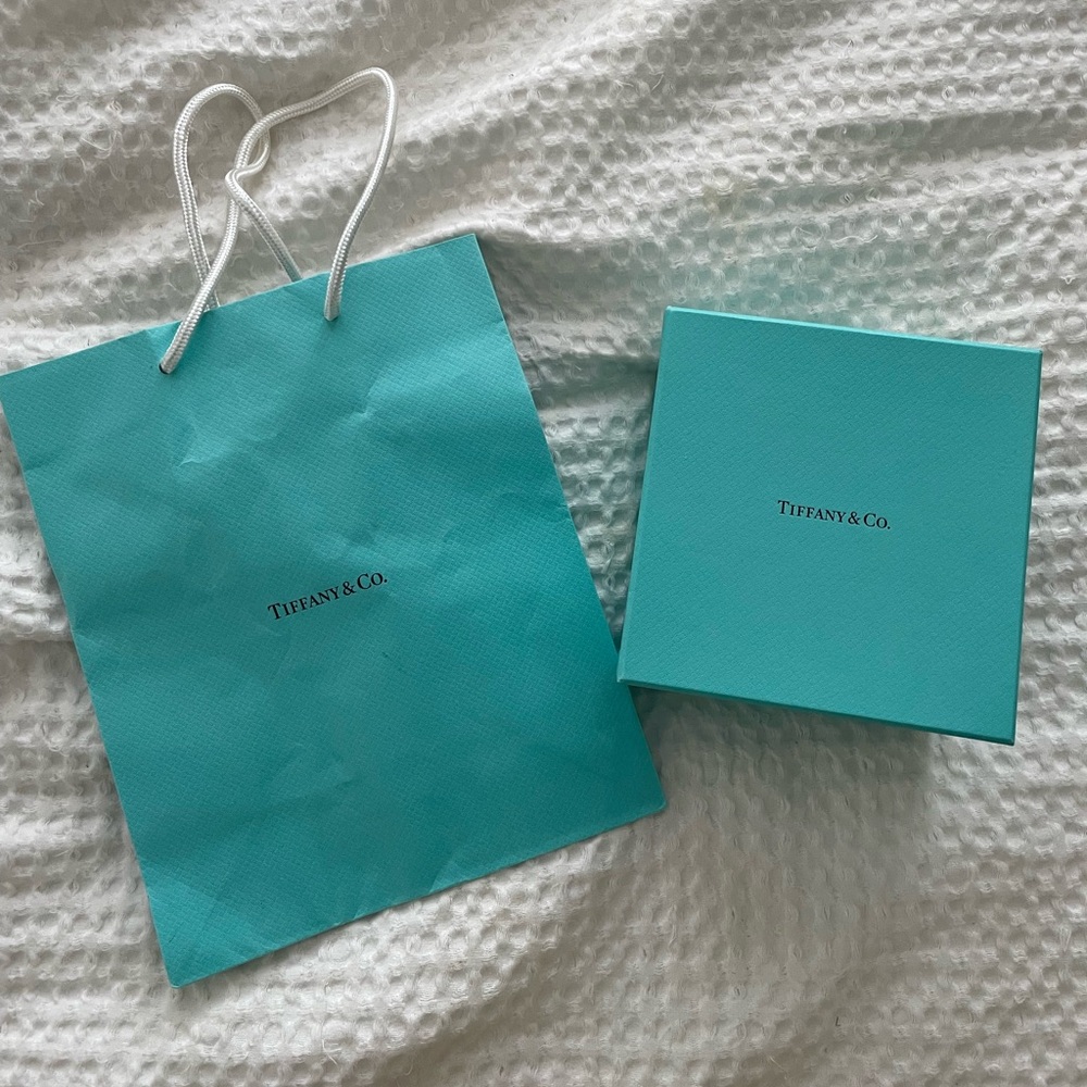 Tiffany's Gift Bag and Jewelry Box